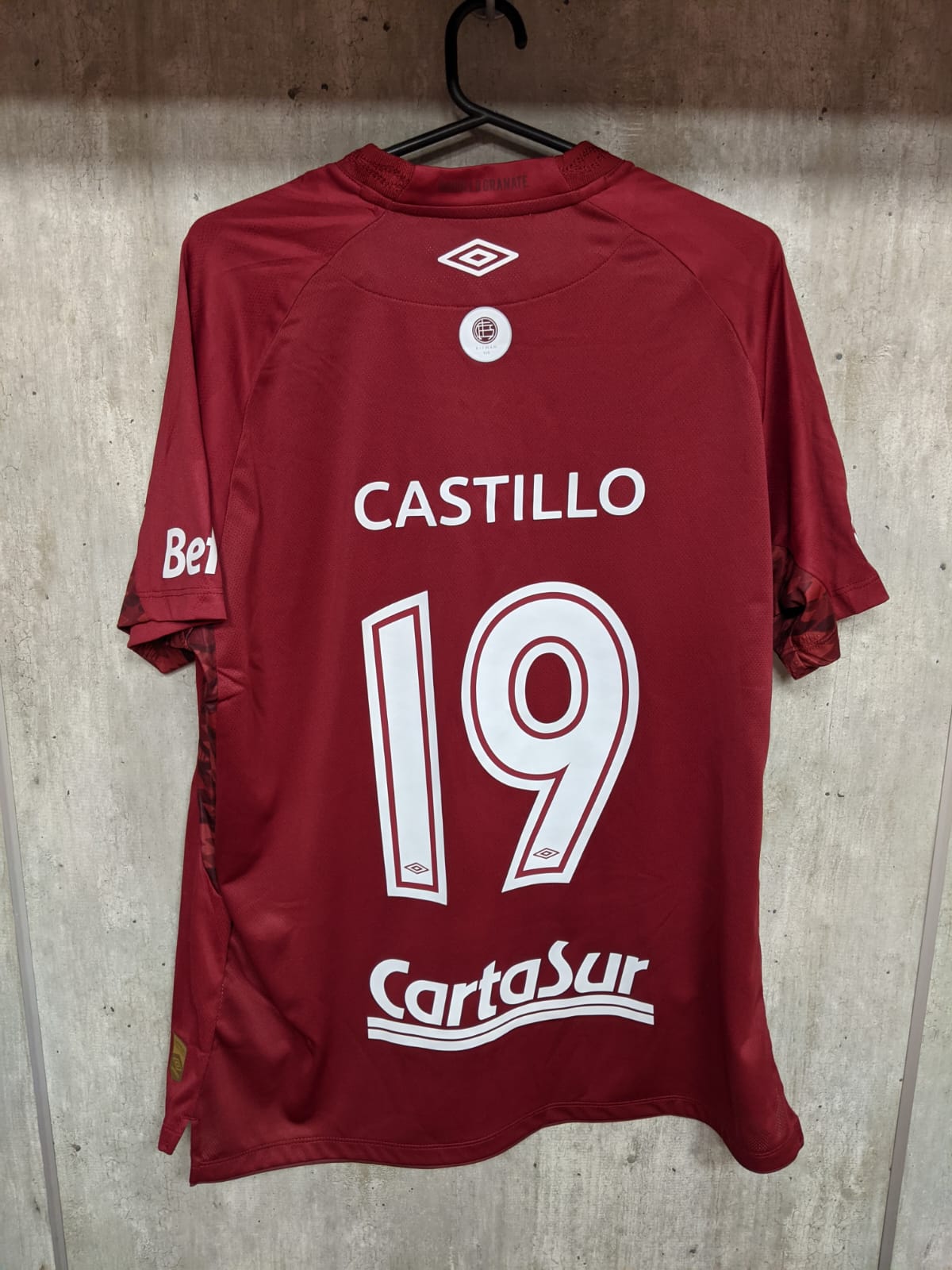19 CASTILLO