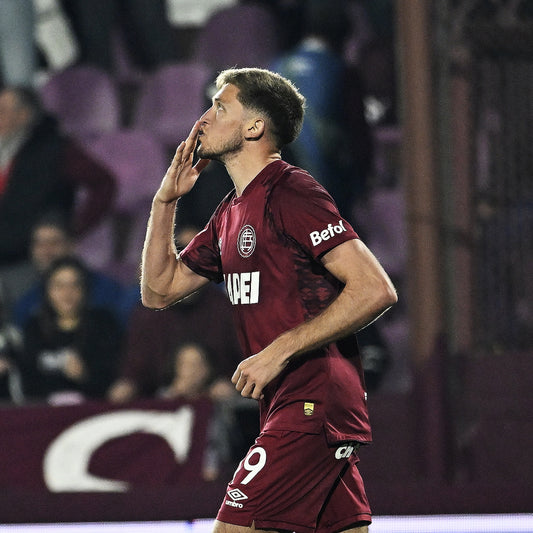 19 CASTILLO