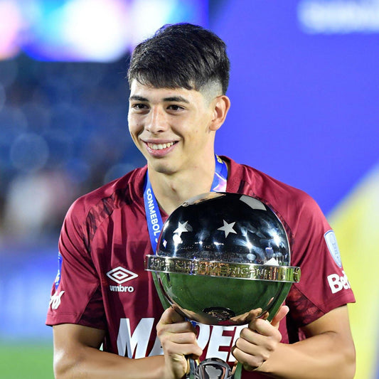 Facundo Sánchez  vs Atl. Mineiro